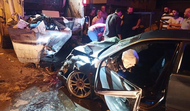 Otomobil çöp kamyonuna çarptı, 1 kişi öldü