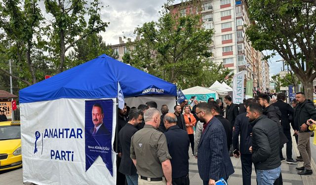 Sivas'ta Anahtar Parti'ye yoğun ilgi!