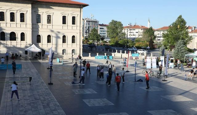 Sivas, sağlıklı nesiller için sahada