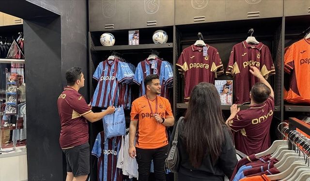 Trabzonspor'da yeni sezon formalarını duyurdu!