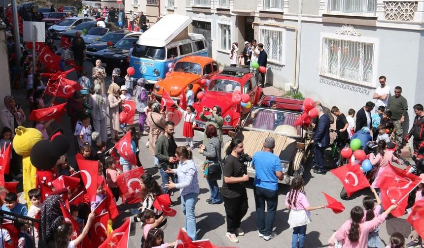 Sivas'ta daha önce görülmemiş 23 Nisan kutlaması