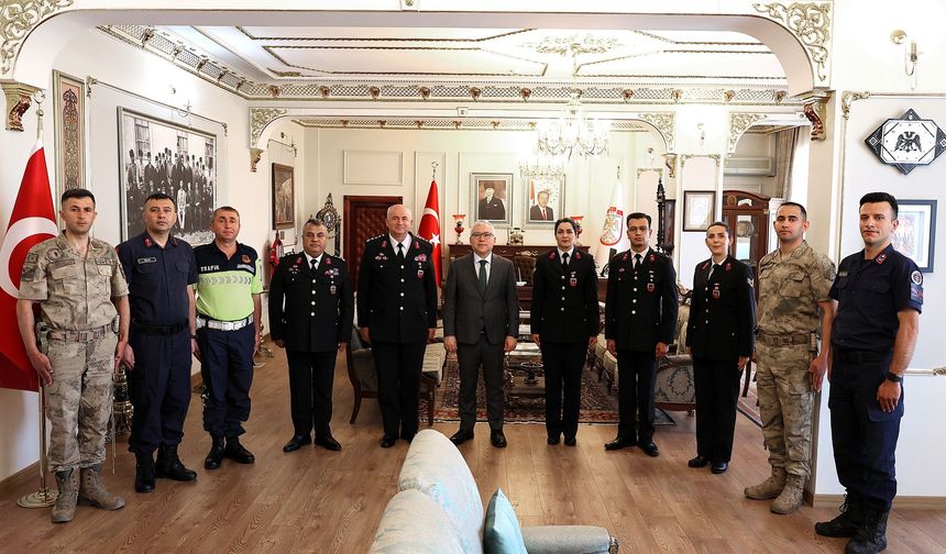 Vali Yılmaz Şimşek, Jandarma'nın 186. Yılını Kutladı!