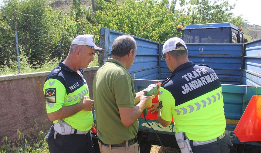 Traktör sürücüleri bilgilendirildi
