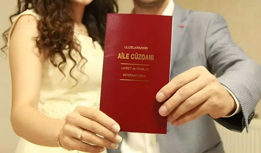Sivas'ta Evlenecek Çiftlere 20 Bin Lira Maddi Destek