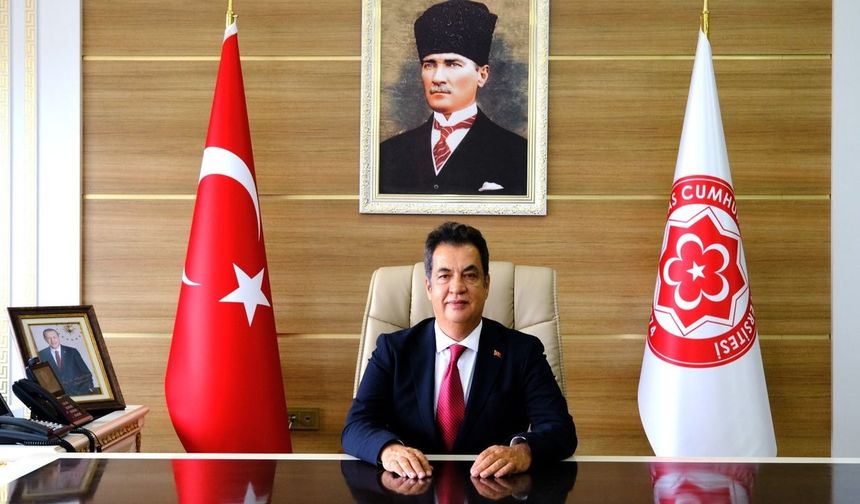 Sivas Cumhuriyet Üniversitesi Yerlerde Sürünüyor!
