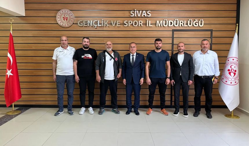 Sivas’ta Yüzme Sezonu Öncesi Kritik Toplantı