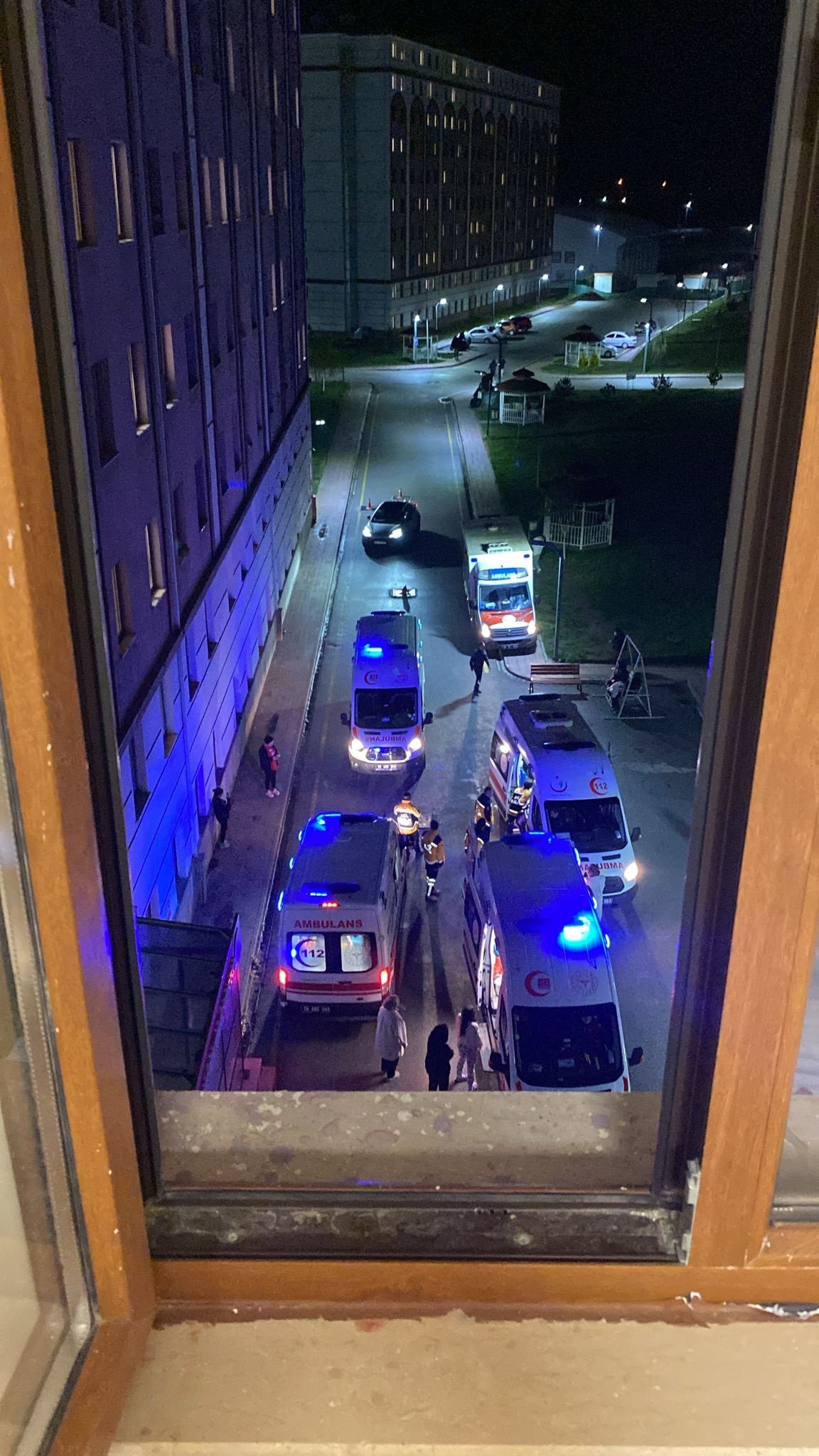 Sivas KYK yurdunda 48 öğrenci zehirlendi! CHP'li Karasu Bakan'a sorular yağdırdı! 