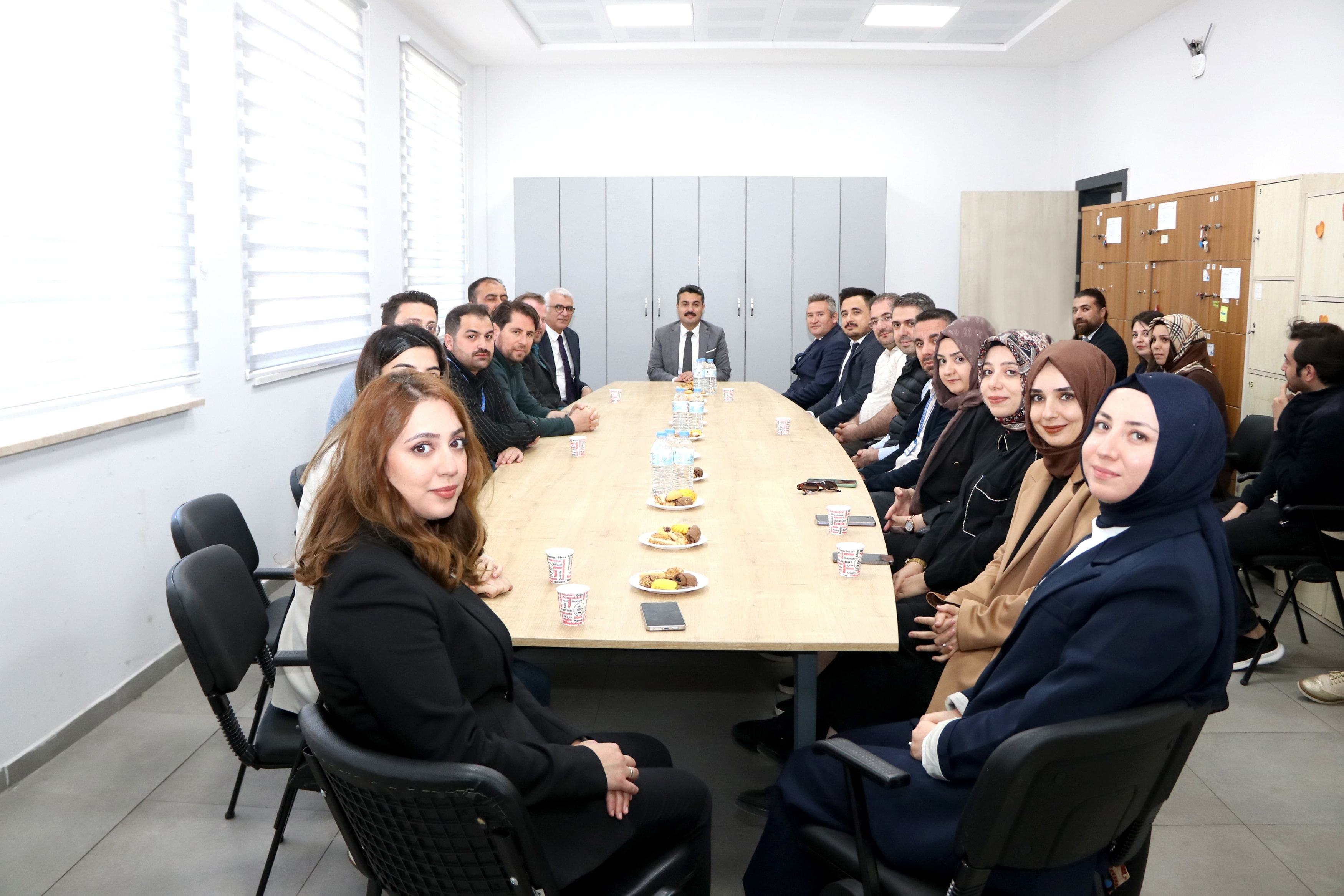 Meslek Liseliler Köy Okuluna Neşe Getirdi