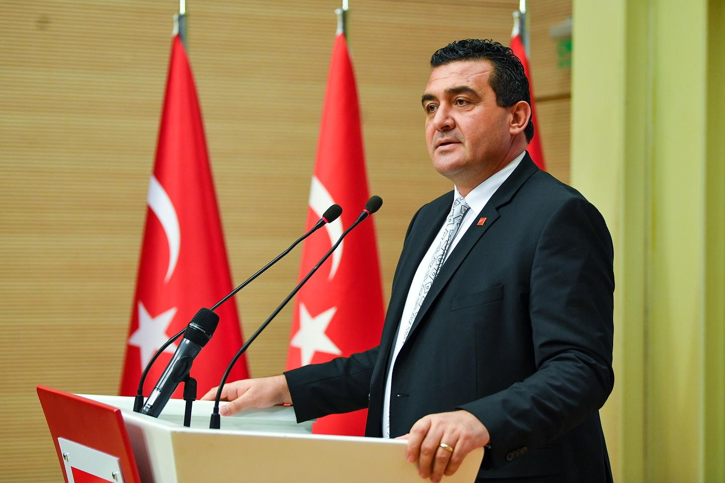 Sivas vekili Karasu'dan faciasına tepki: "Denetimsizlik, kontrolsüzlük, göçmen işçiler...." 