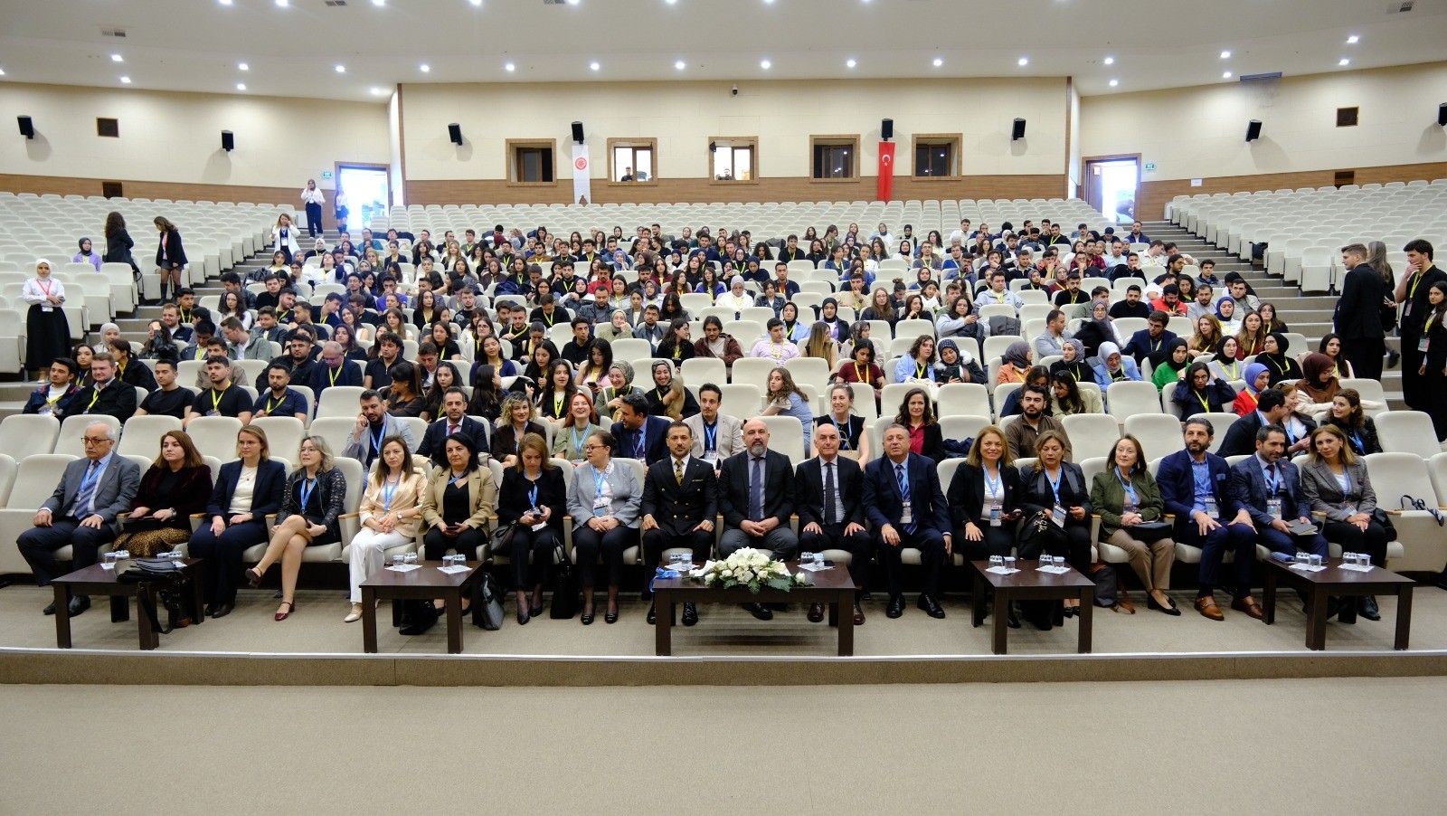 Ulusal Diş Hekimliği Bahar Sempozyumunun ilki düzenlendi