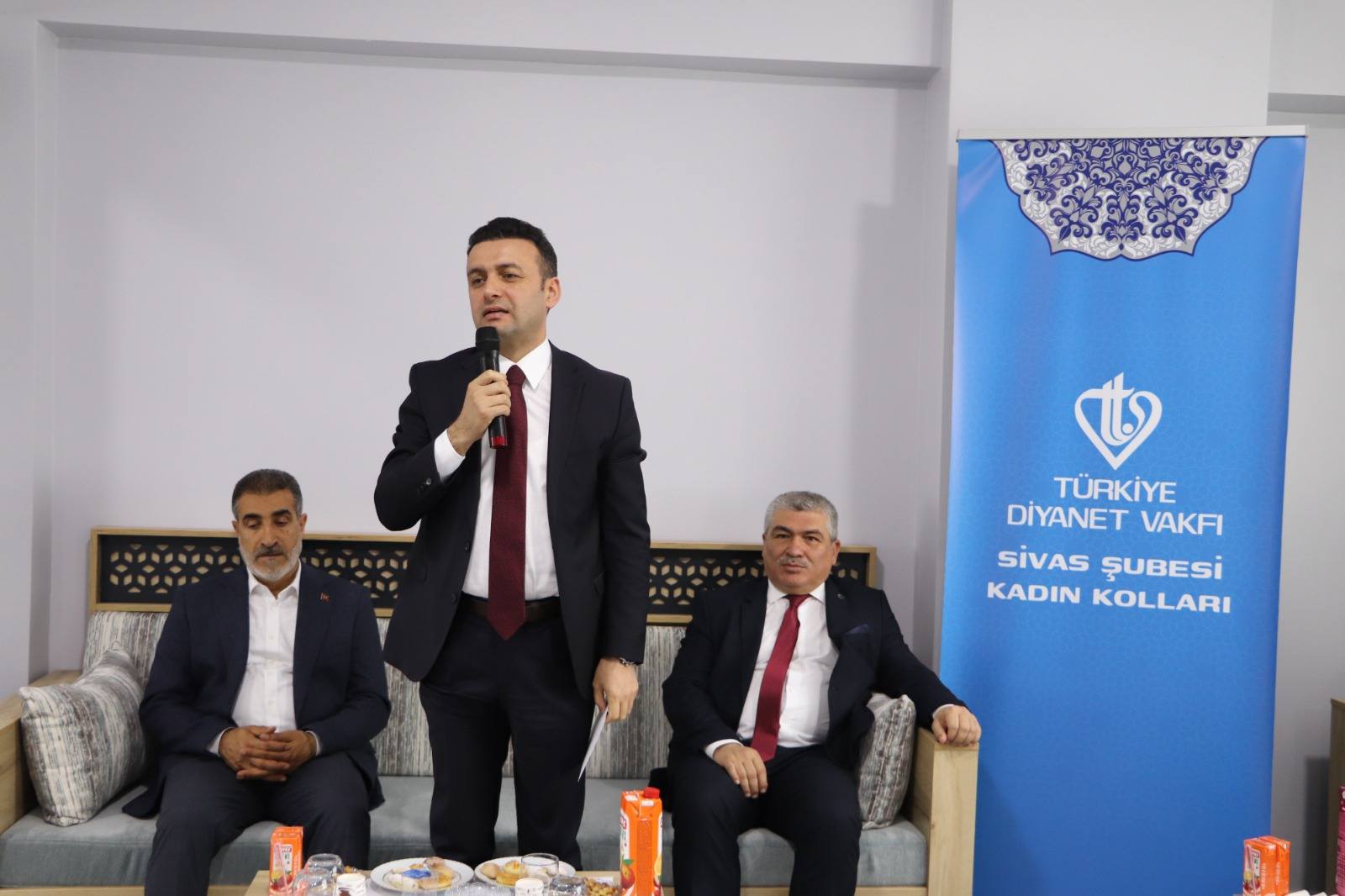 Türkiye Diyanet Vakfı Sivas Kadın Kolları Şubesi açıldı 