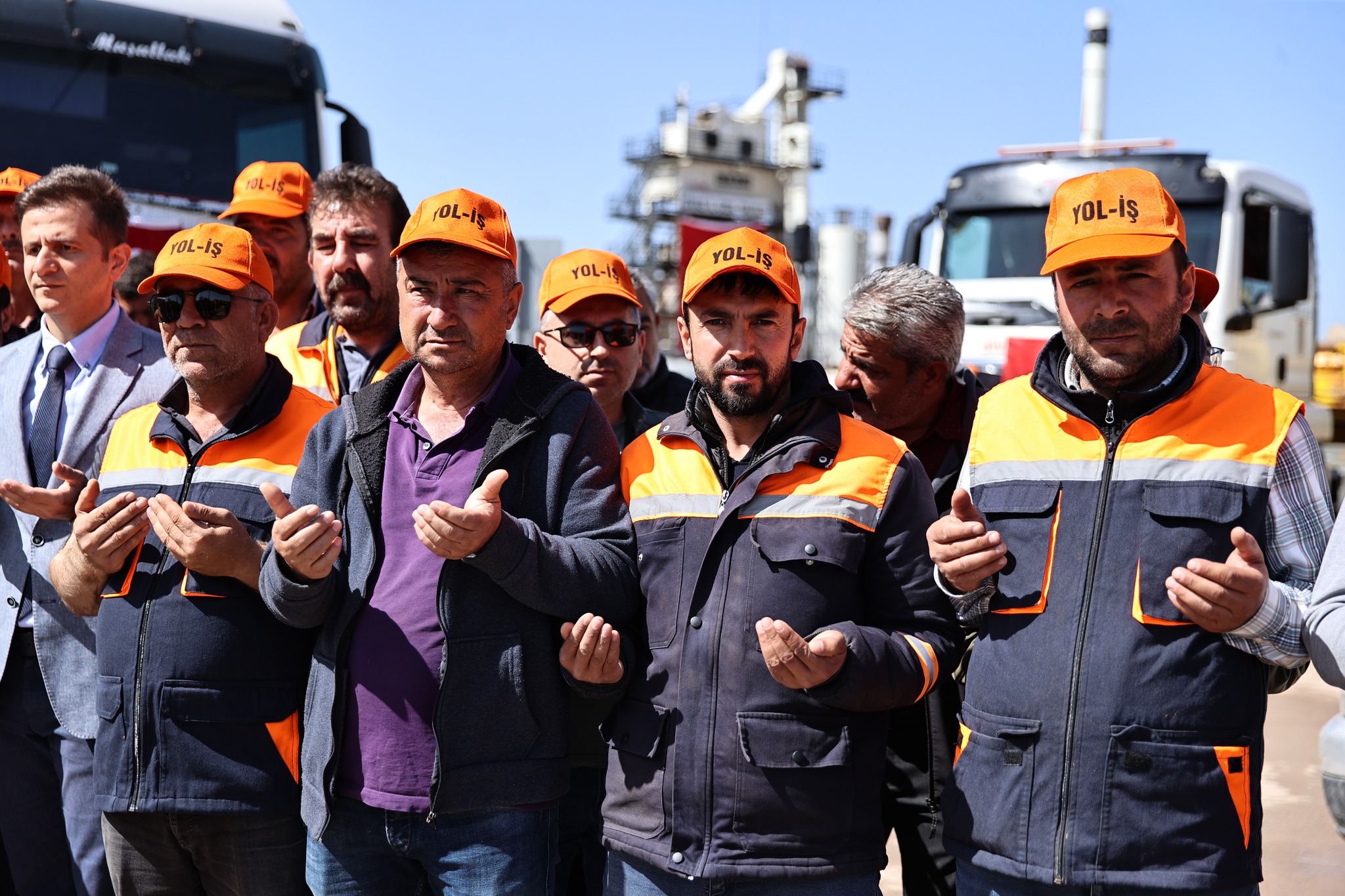  Tesisi Birden Açtılar! Sivas'ın Yollarına Yatırım Sürecek