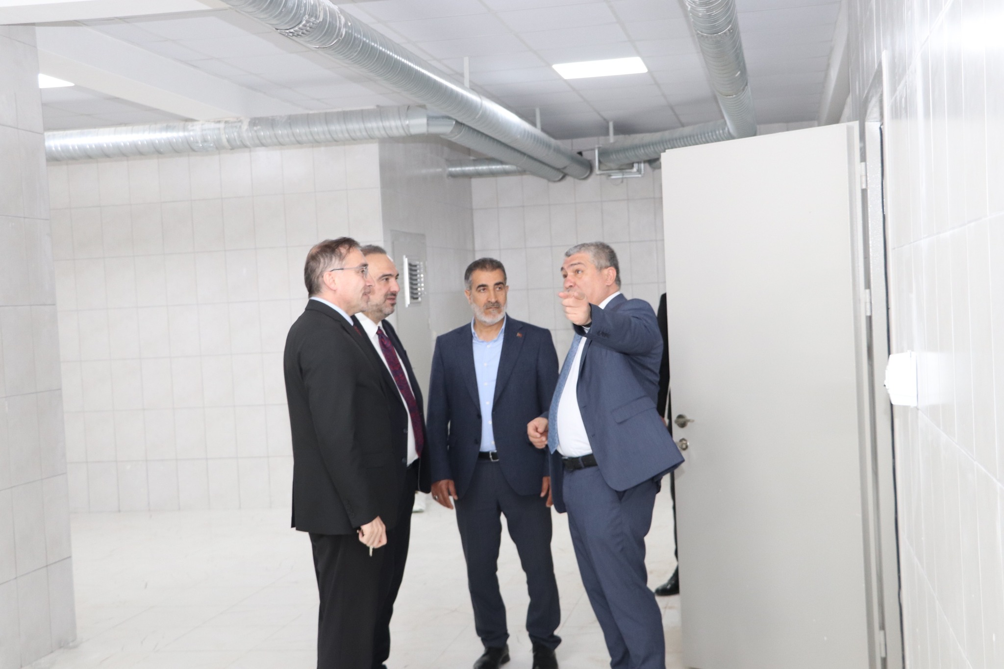 Diyanet Üst Düzey Yetkilisi Sivas'ta İncelemelerde Bulundu