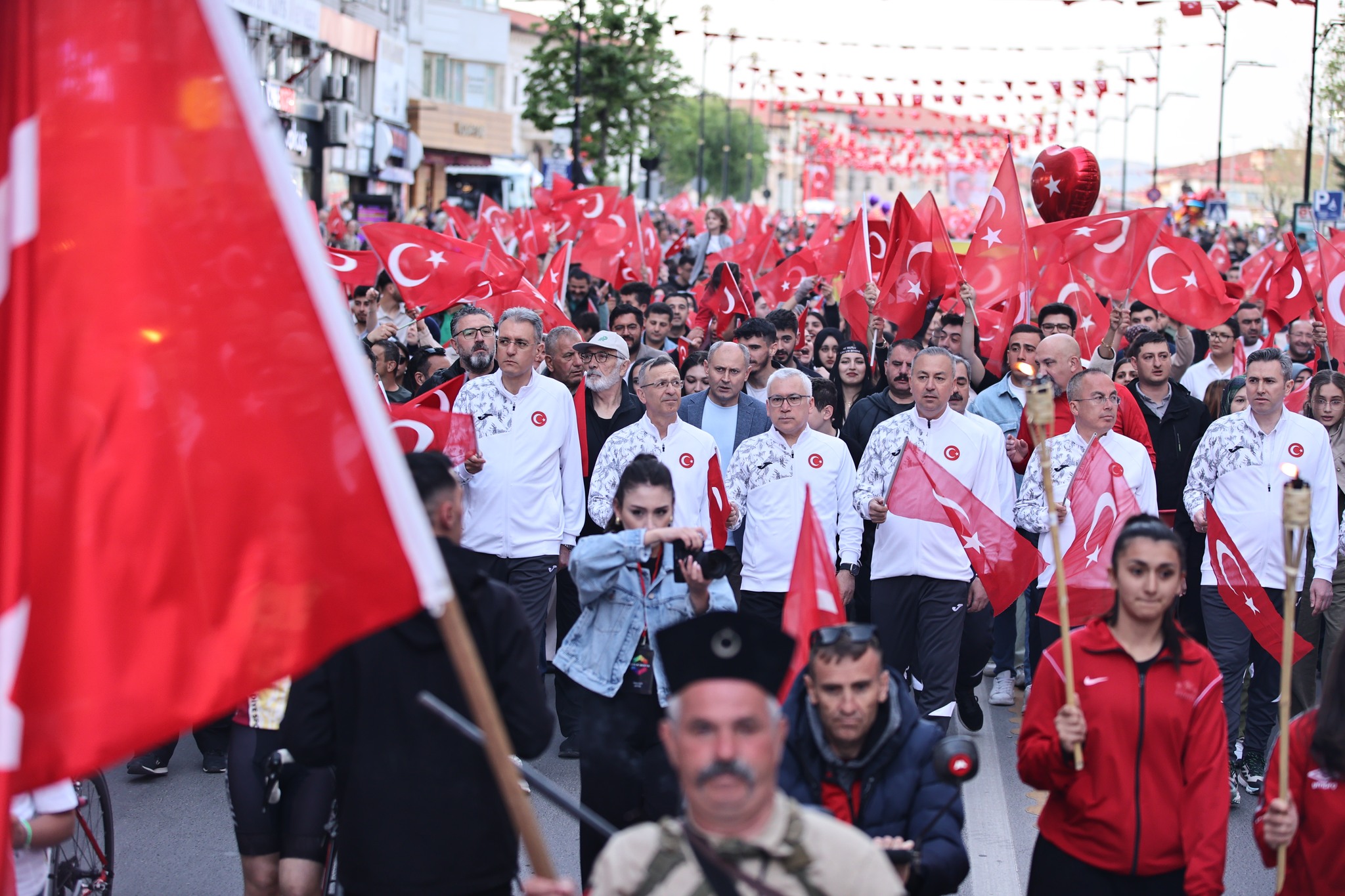 Gençlik Sivas'ta yürüdü 