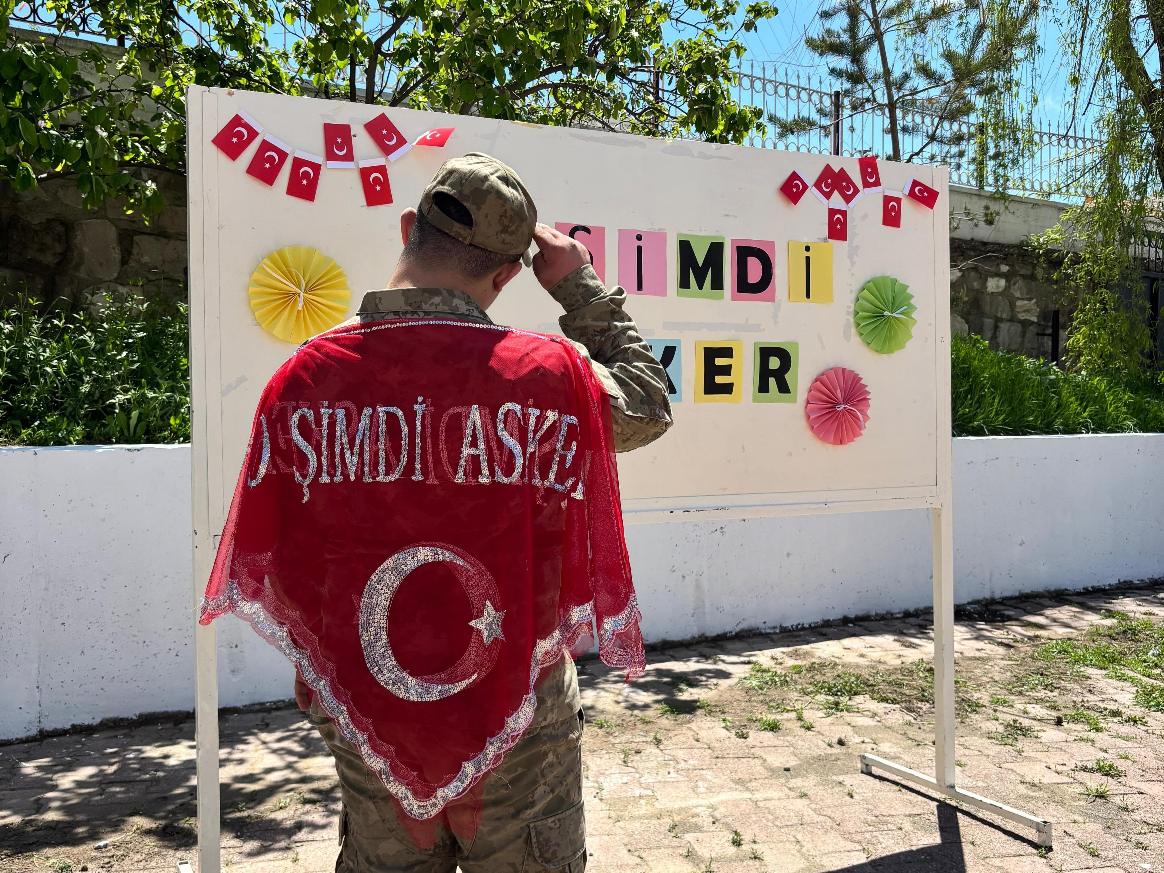 Şarkışla'da engelli Furkan, bir günlük askerlik sevinci yaşadı
