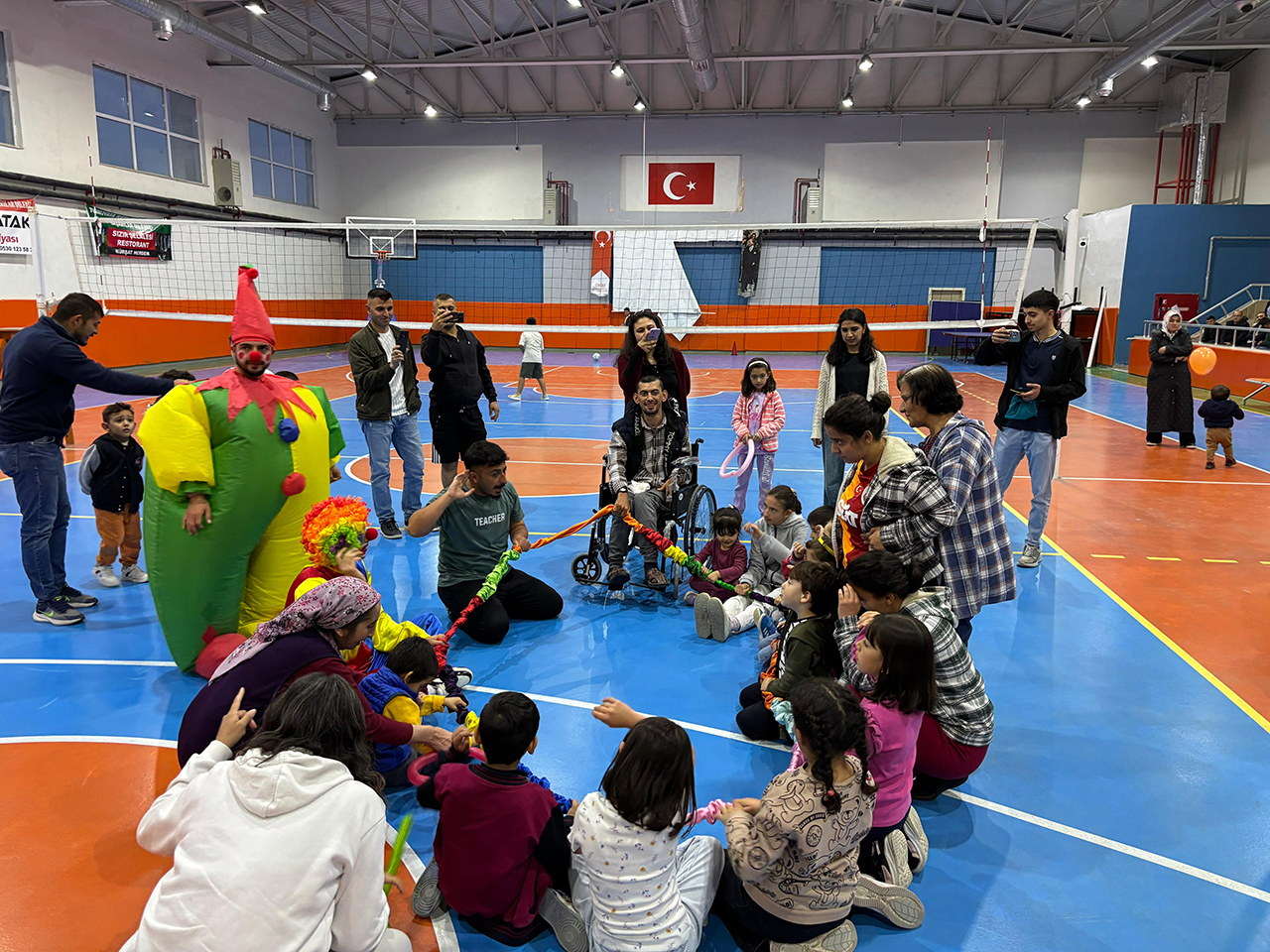 Engelliler Haftasına özel voleybol turnuvası