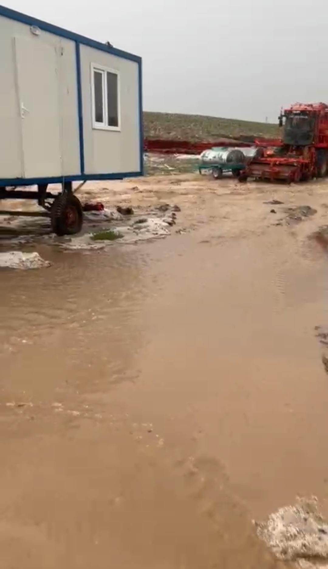 Sivas'ta tarım arazileri sular altında kaldı-1