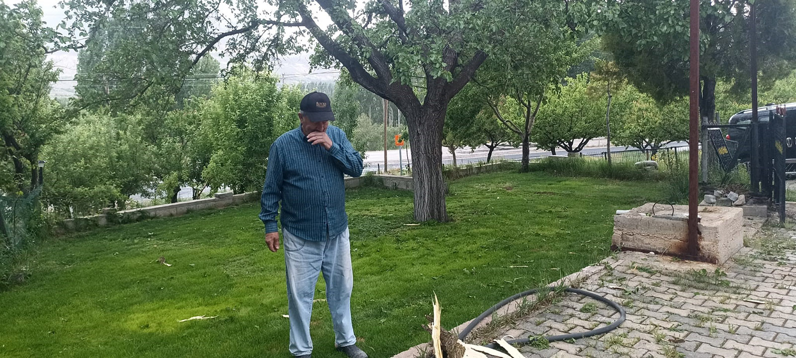 Şiddetli sesle evden dışarı çıktı! Gördüklerine inanamadı...