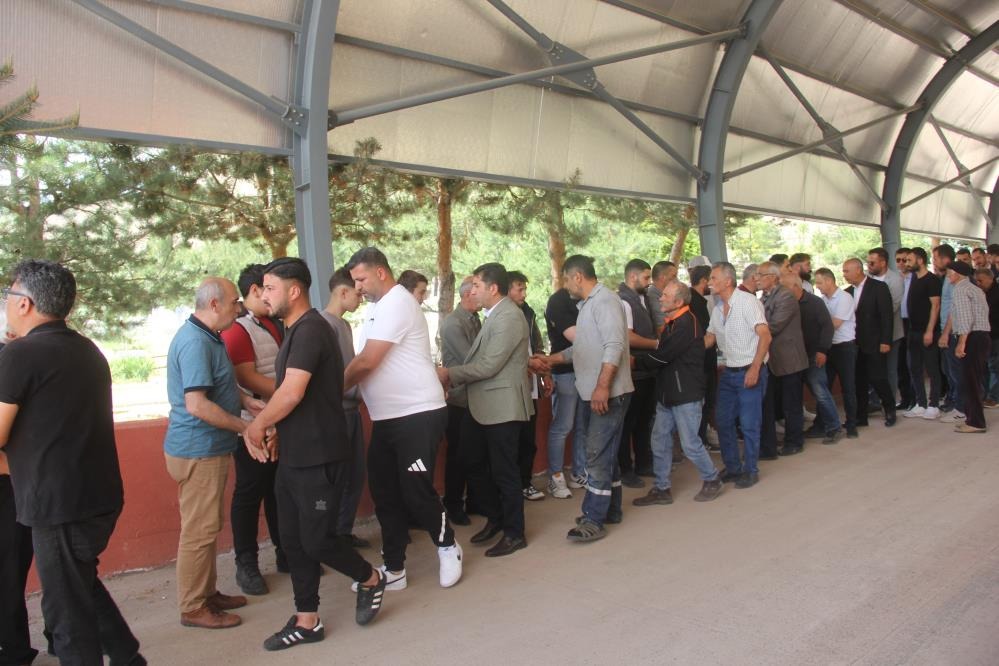 Sivas'ta 11 yaşındaki çocuğun şüpheli ölümü!