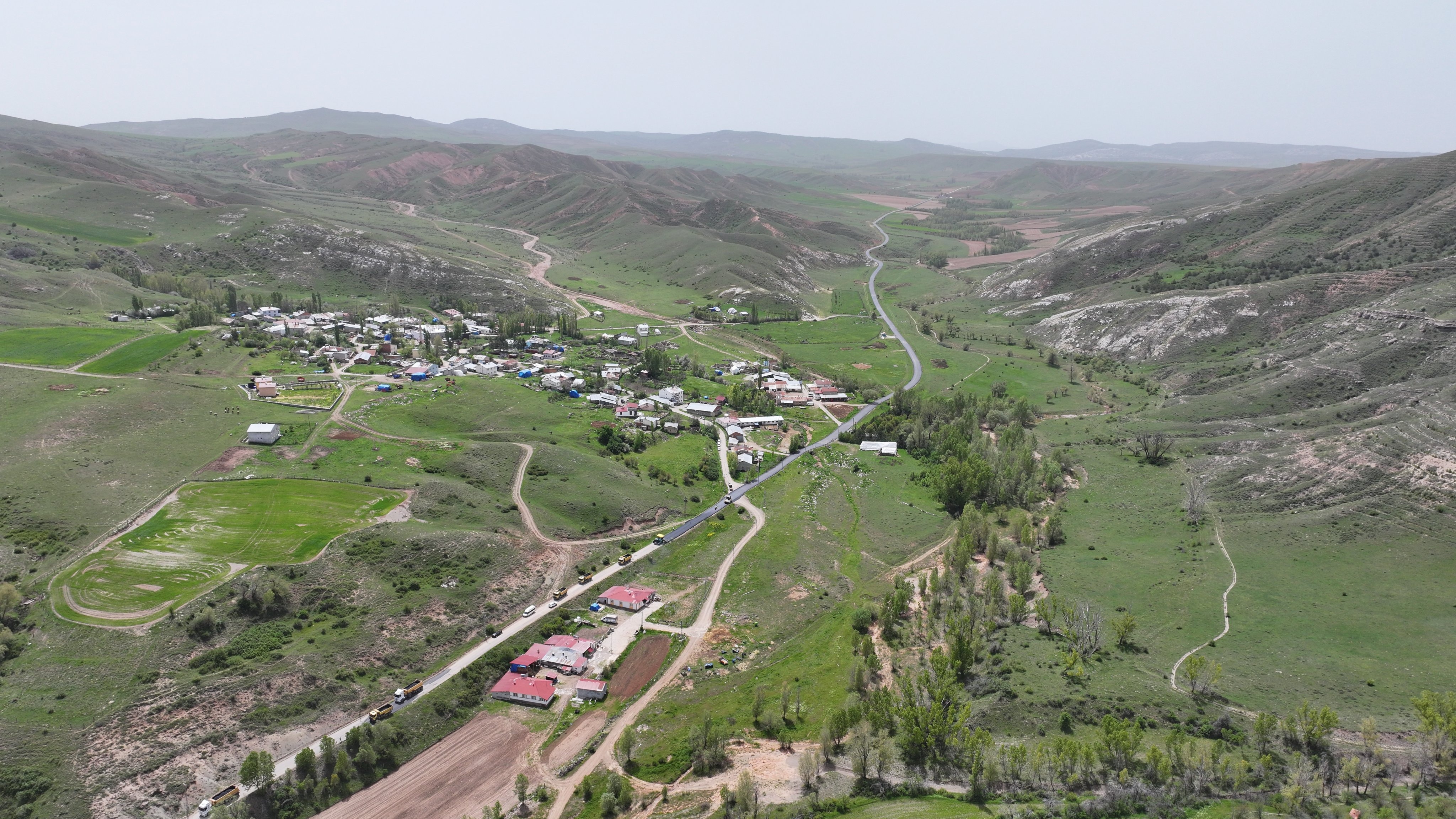Vali Şimşek'ten Köy Yolları Müjdesi