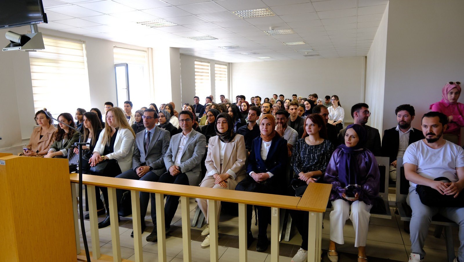 Sivas’ta Adliye Koridorları Genç Hukukçularla Doldu Taştı!