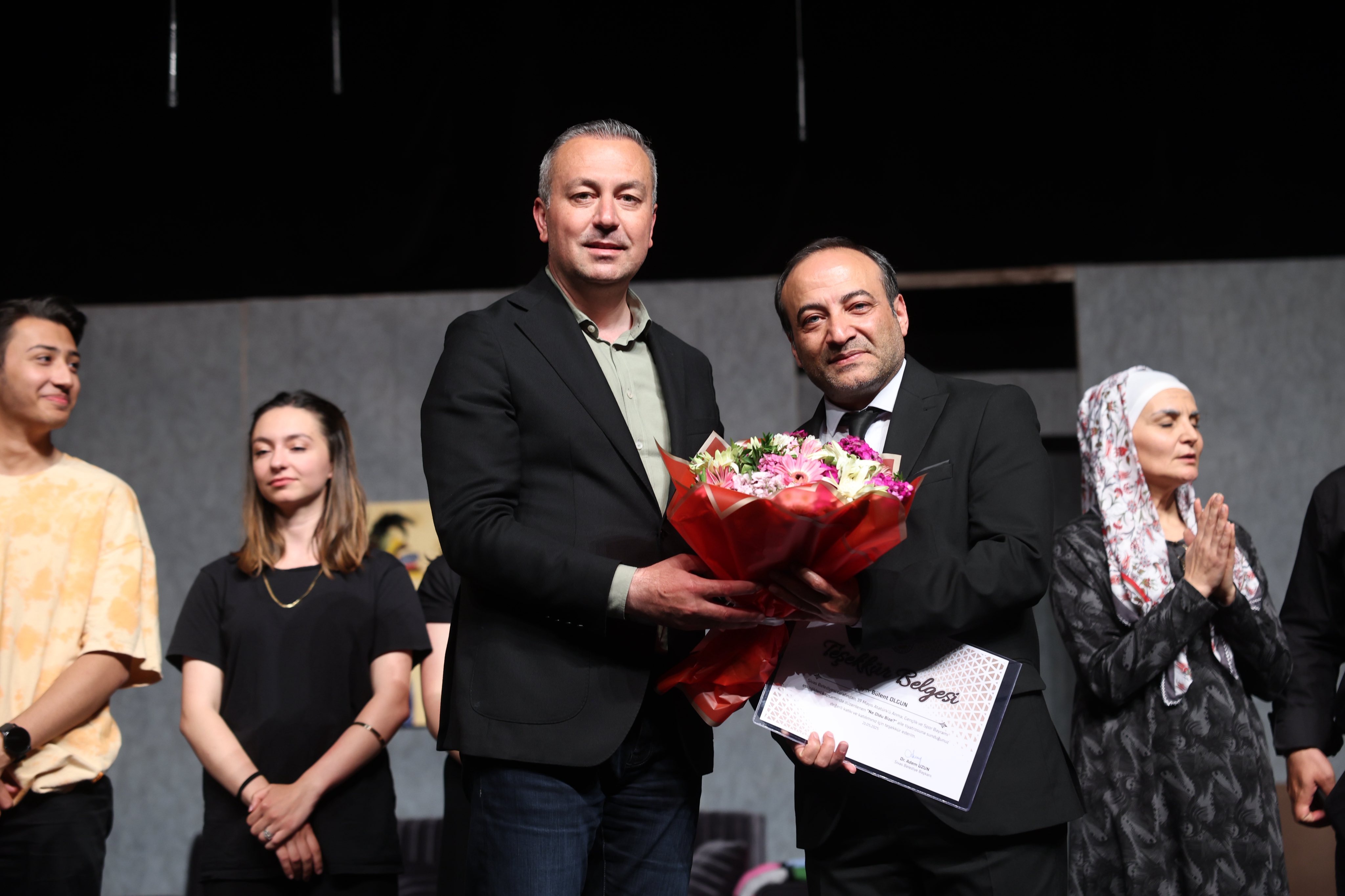 Bize Ne Oldu?'dan muhteşem kapanış!