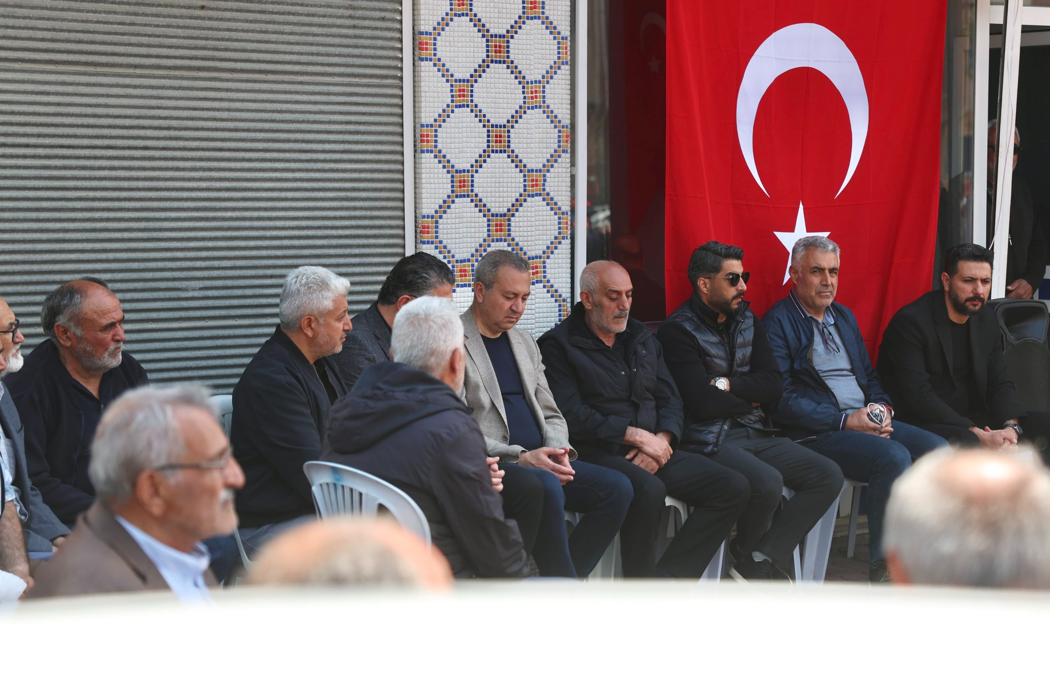 Adem Uzun'dan Şehit Ailesine Ziyaret 
