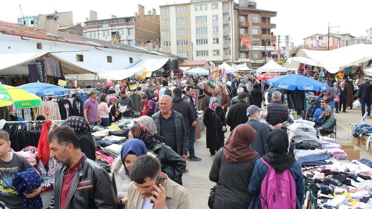 Sivas’ta O Pazar Geri Dönüyor! Vatandaşlar Akın Edecek!