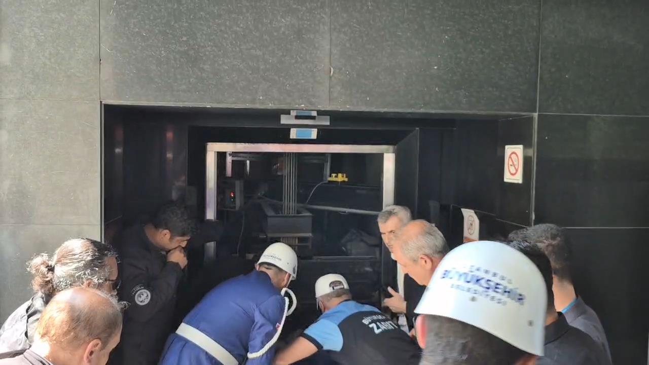  İlhan Şeşen için  tören düzenlendi