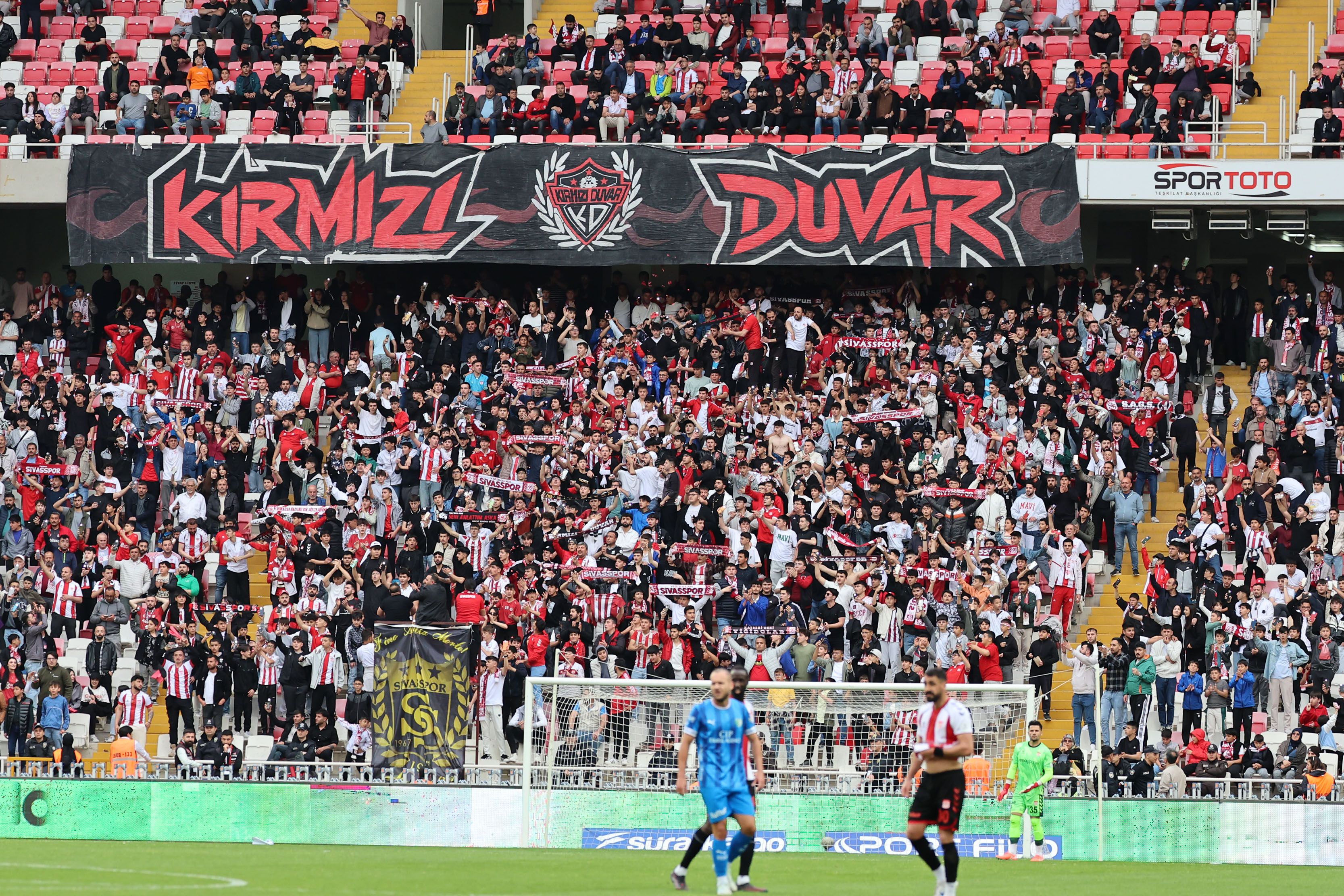 Kırmızı Duvar Deplasman Organizasyon Duyuru (2)