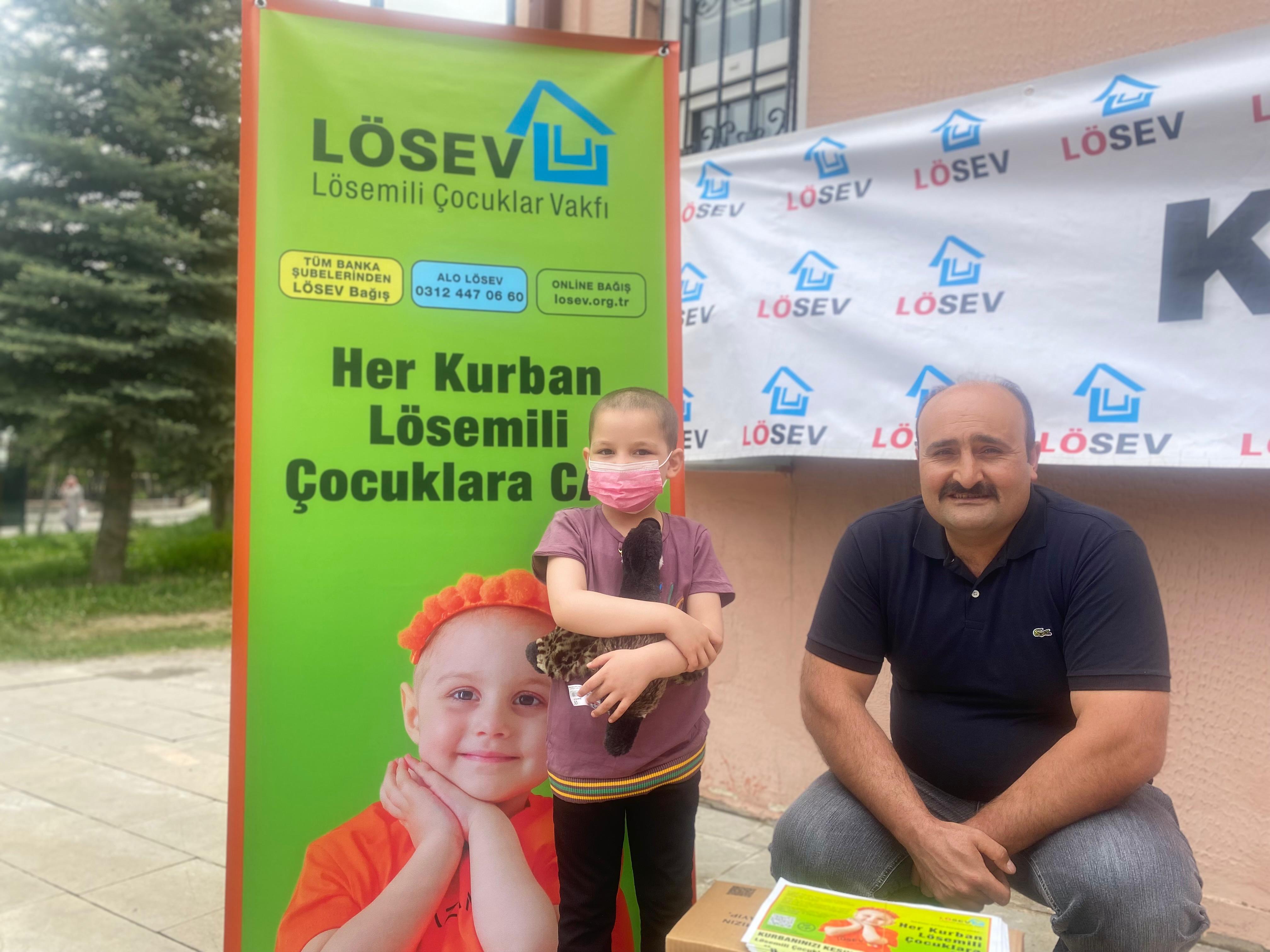 LÖSEV’den Sivaslı Ailelere Et Desteği 
