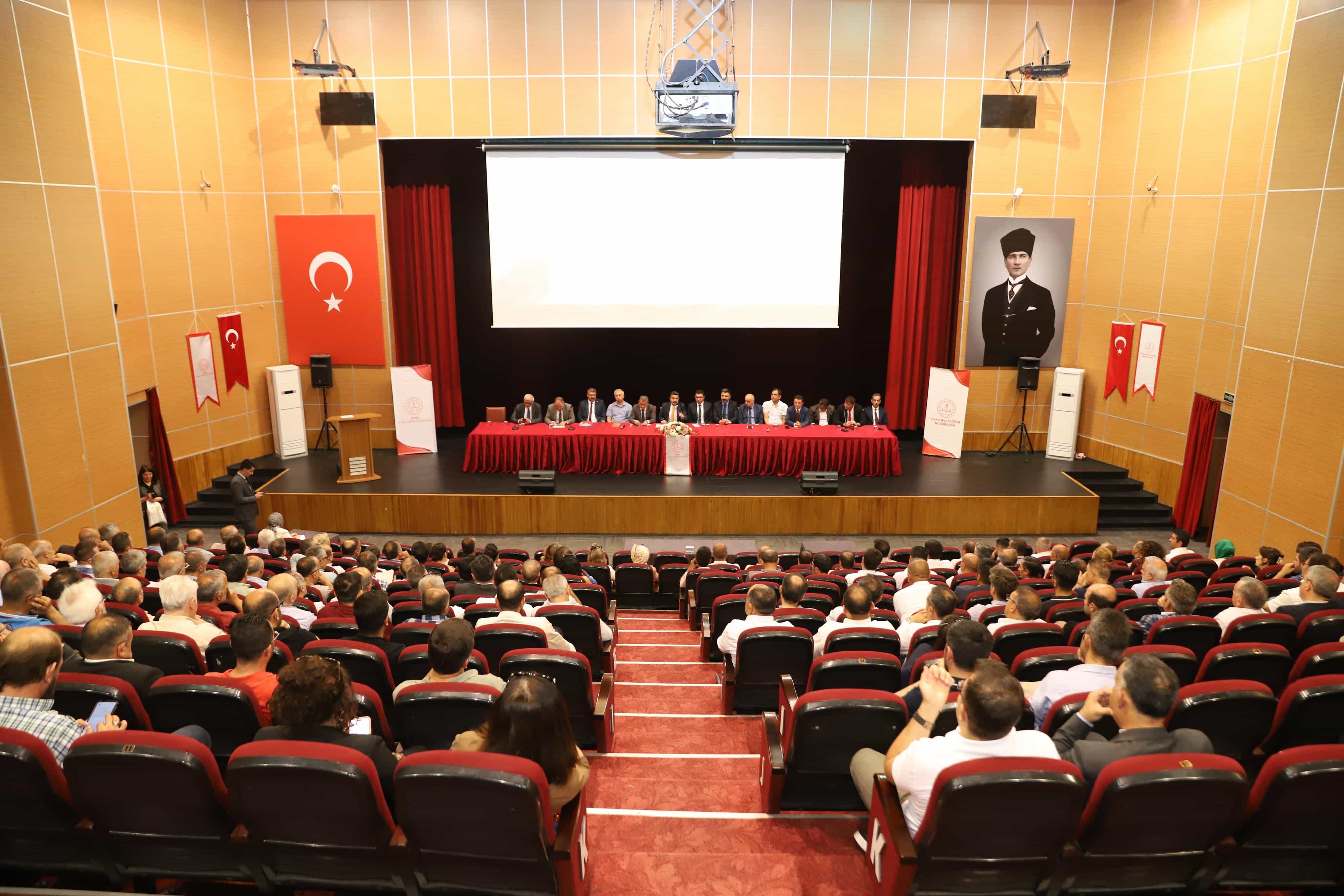 Sivas'ta 2025-26 döneminde eğitim işleyişi nasıl olacak?