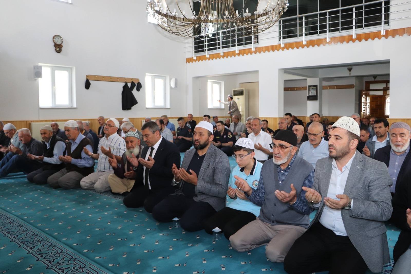 Sivaslı Şehit Emre Polat için Mevlit Okutuldu