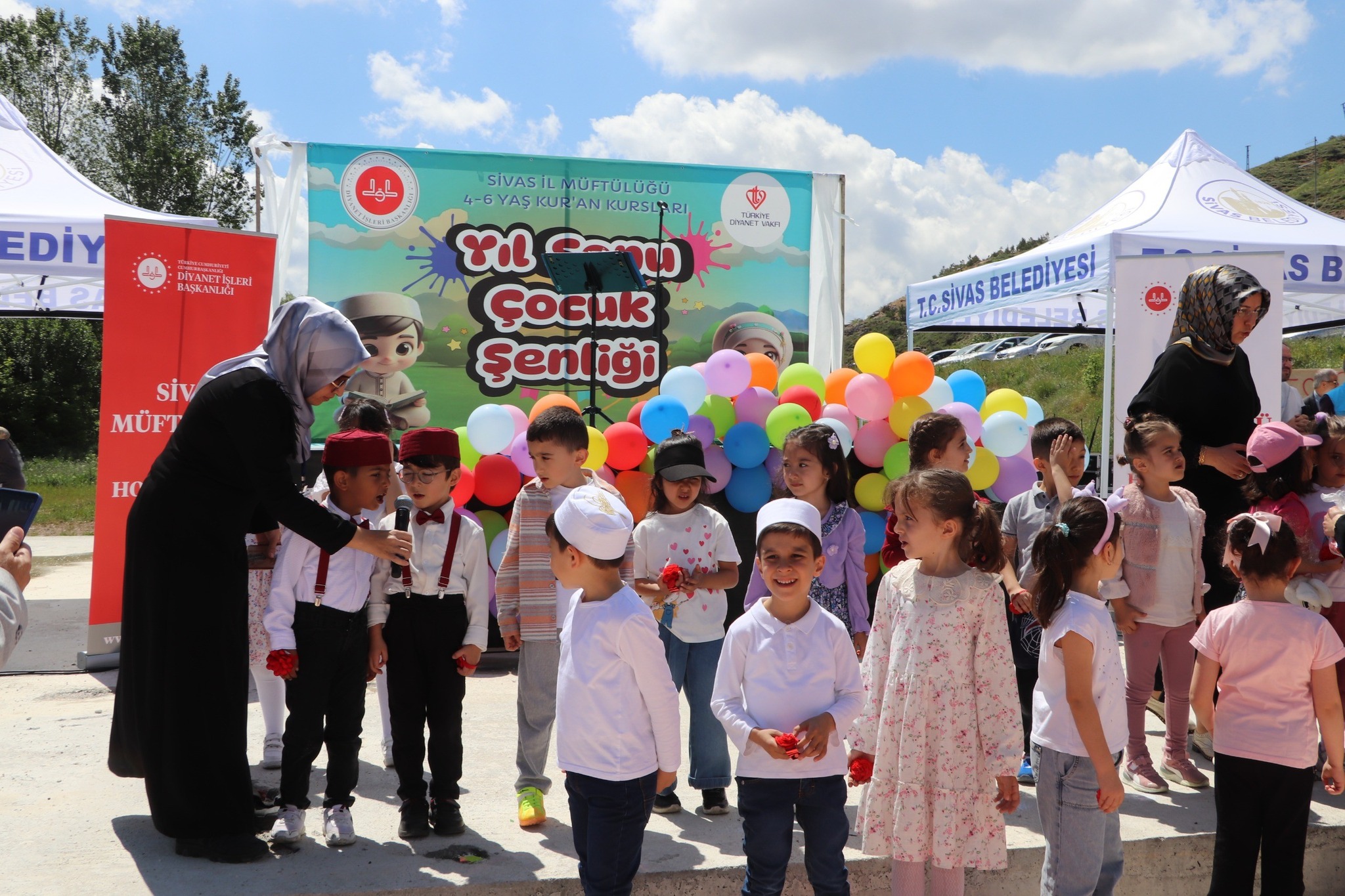 Unutulmaz Bir Gün: Sivas'ta Minikler için Kur'an Şenliği