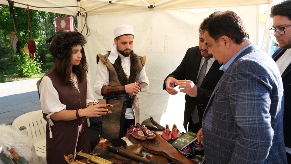 Sivas'ta Gençlik Festivali kampüsü şenlik alanına çevirdi! 