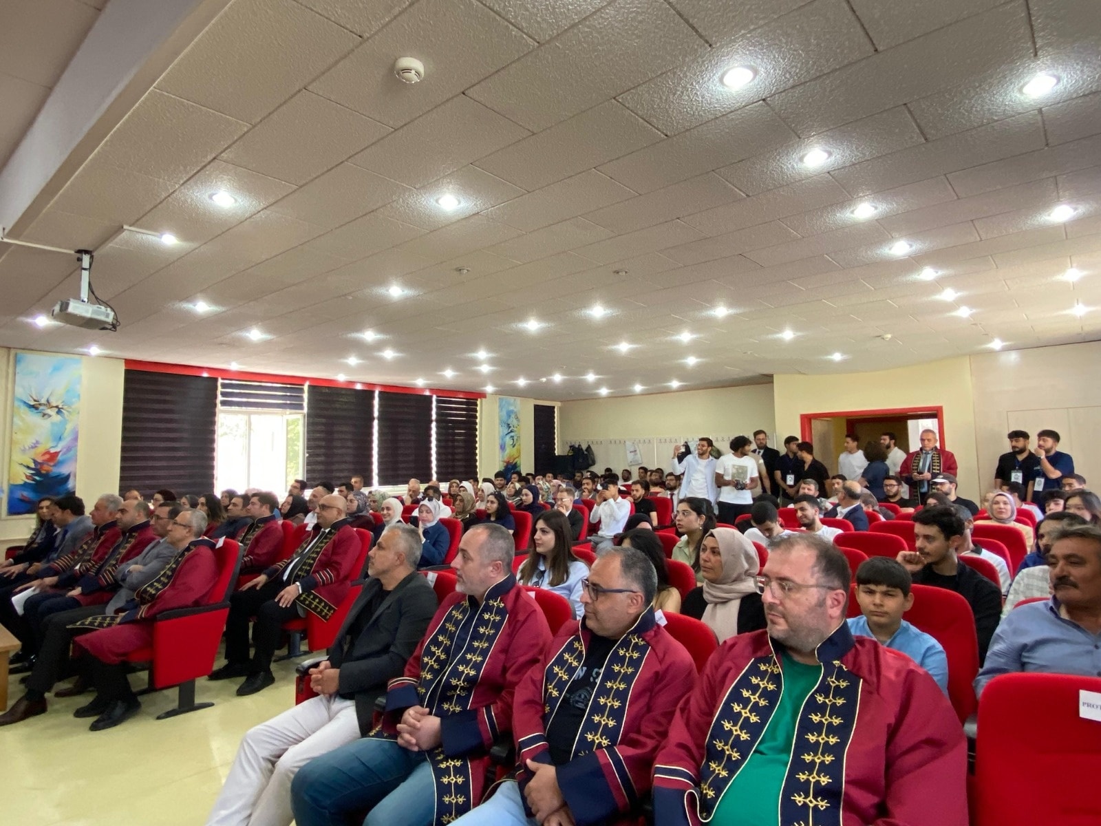 Mühendisler kep attı