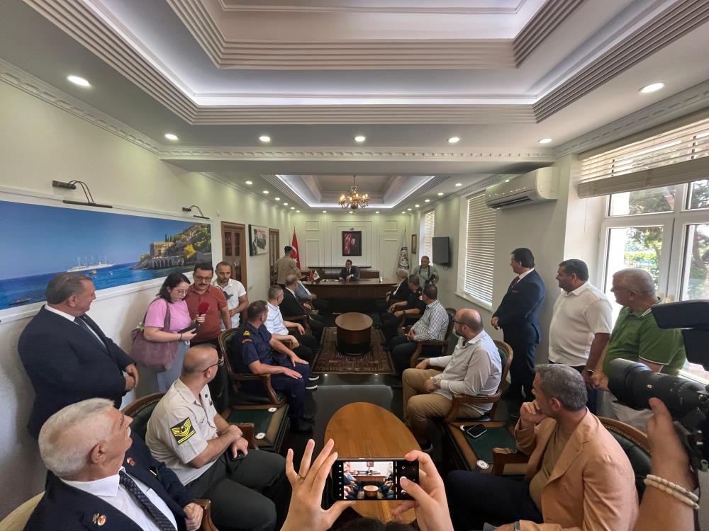 Sivas'ın sevilen ismi Öztürk Antalya'da görevine başladı! 