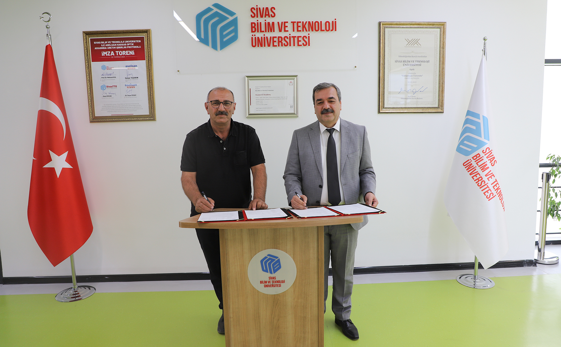 Tarımsal AR-GE’ye Güç Katacak! SBTÜ’ye Modern Zirai Cihazlar Hibe Edildi