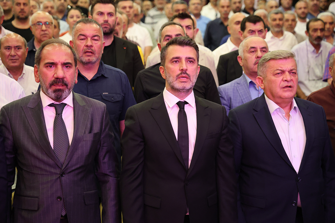 Mecnun Otyakmaz’dan Sivasspor açıklaması: "Vicdanen rahatsızım" 