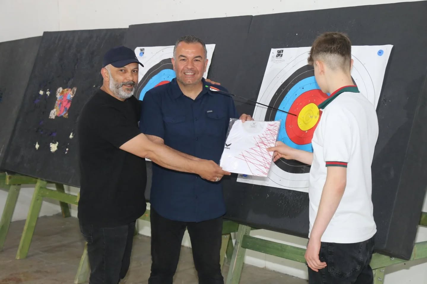 Sivas’ta gençler okçulukla tanıştı!