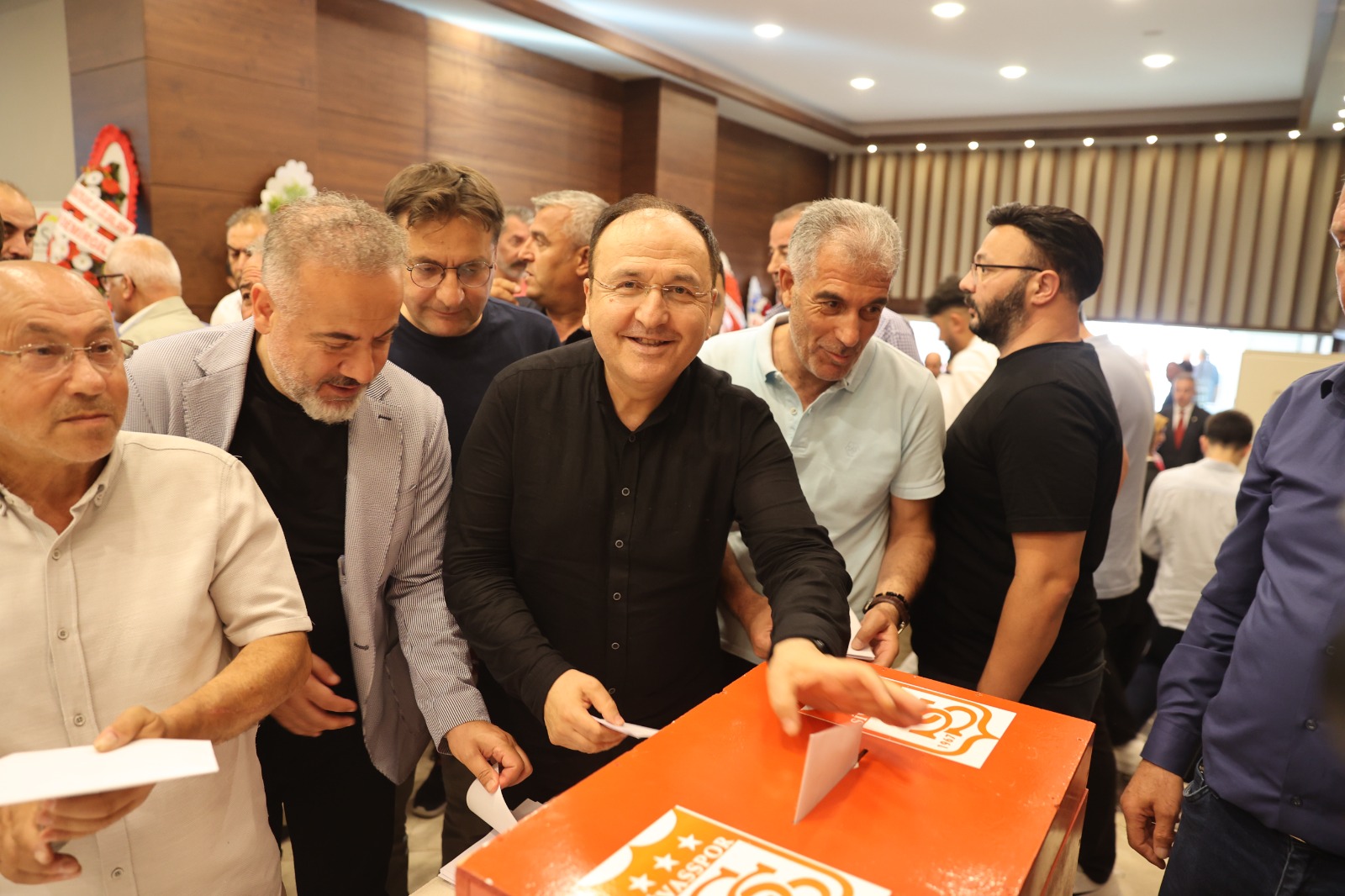 Sivasspor Eski Yöneticiler (2)