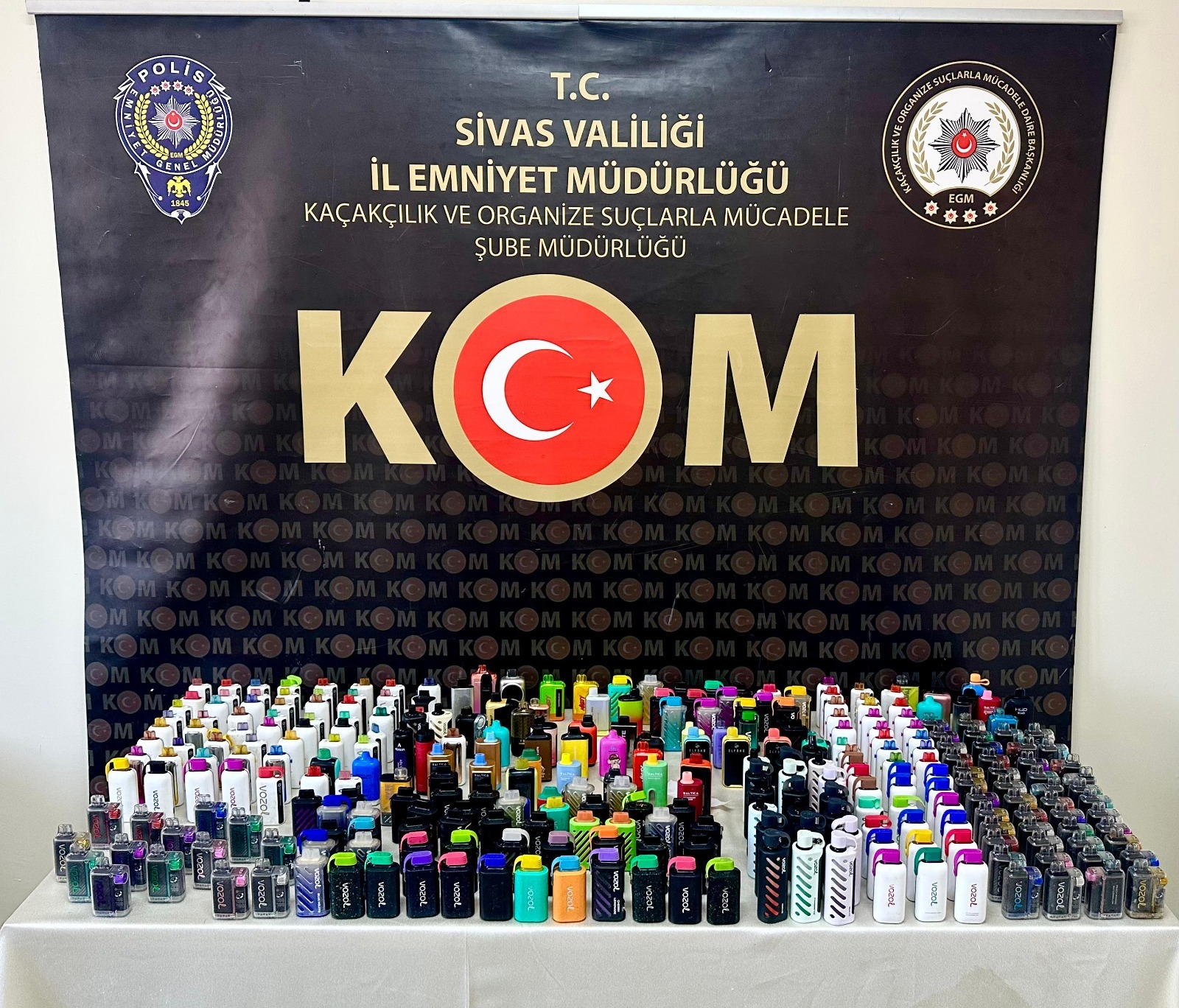 Sivas’ta Kaçak Tütün Operasyonu: 3 Kişi Gözaltına Alındı