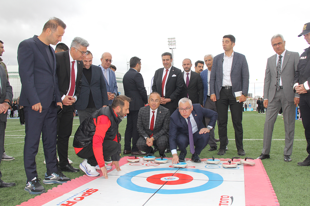 Gsb Spor Okulları Açılış (2)