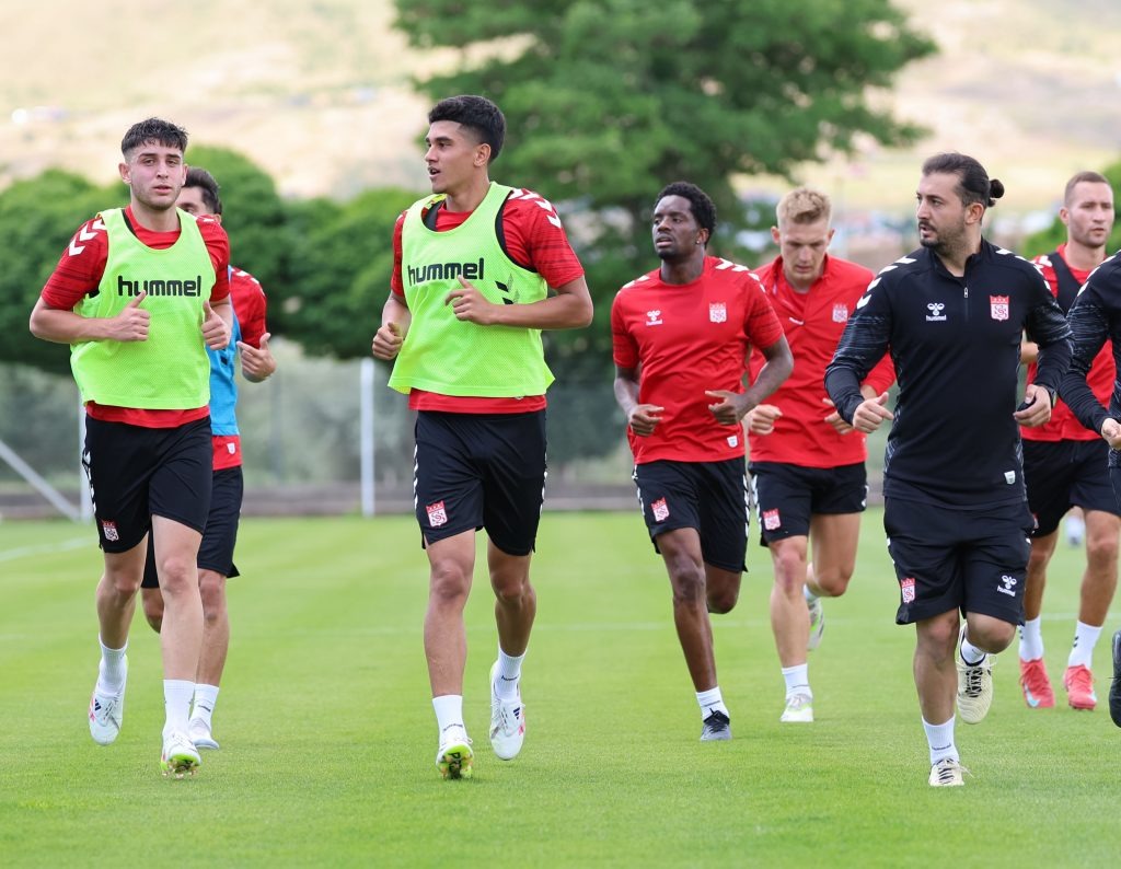 Sivasspor'da yeni sezon hazırlıkları sürüyor! 